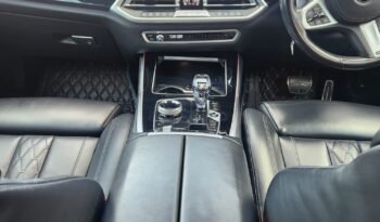 
									BMW X5 M Sport 2018 full								